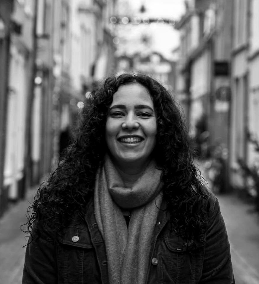 Julia, deelnemer van Leiderschap 1-op-1, zwart-witportret